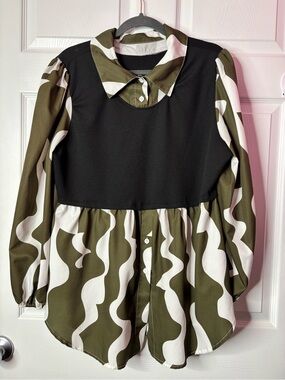 Emily Rose Olive & White Colorblock Wavy Button-Front Blouse